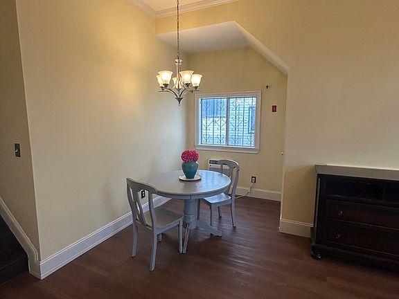 4th image of 7234 Almeda Ave