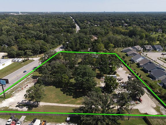 2nd image of 28W563 Roosevelt Rd