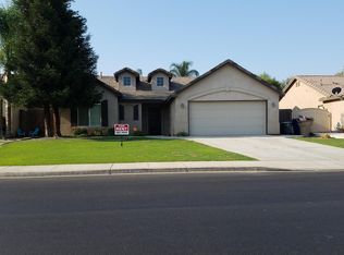 11311 Pacific Shores Dr, Bakersfield, CA 93312