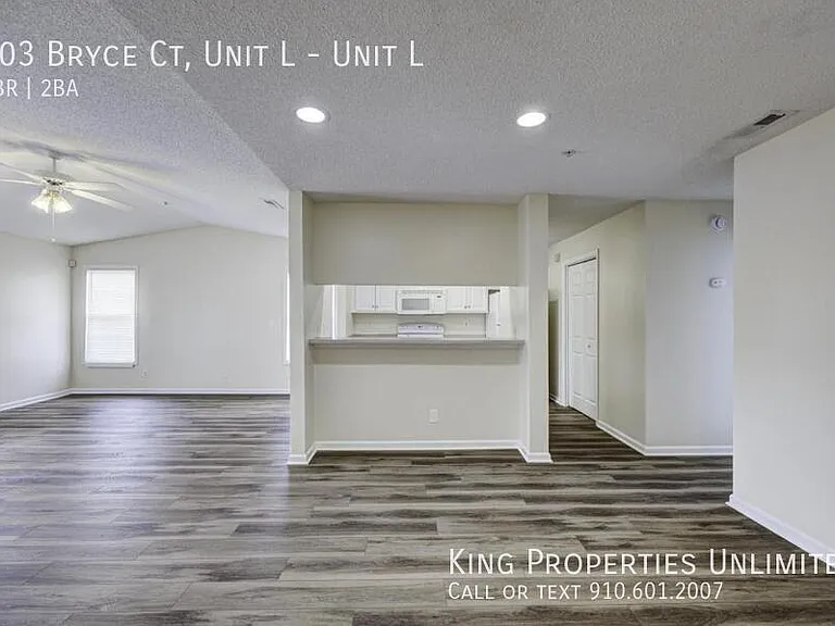 803 Bryce Ct #L — Photo 12