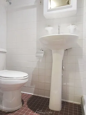 Rented by City Connections Realty | media 9