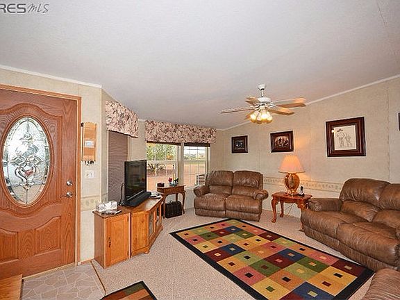 2nd image of 39547 Boulevard B