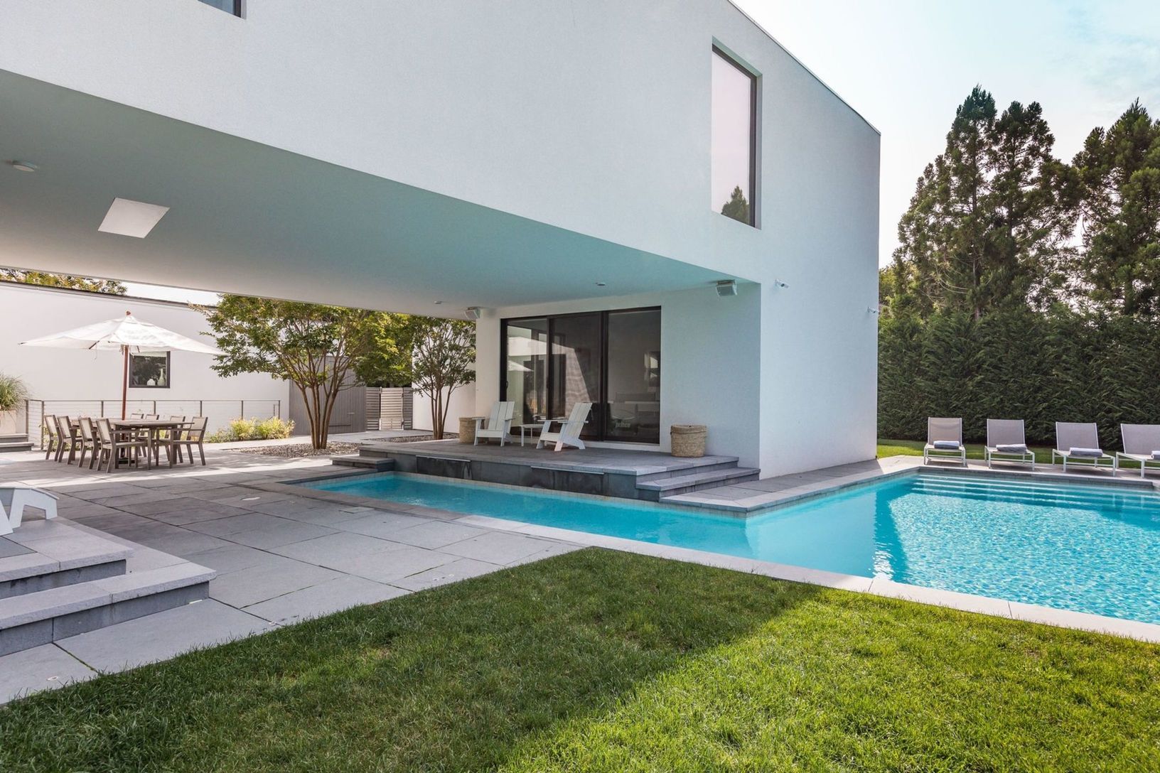  Cantilevered second floor over Gunite Swimming Pool