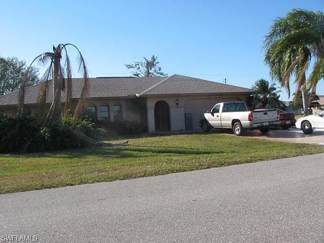 1st image of 1406 SE 1st St