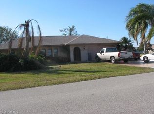 1406 SE 1st St, Cape Coral, FL 33990