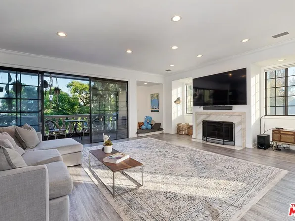 403 N Palm Dr #3, Beverly Hills, CA 90210