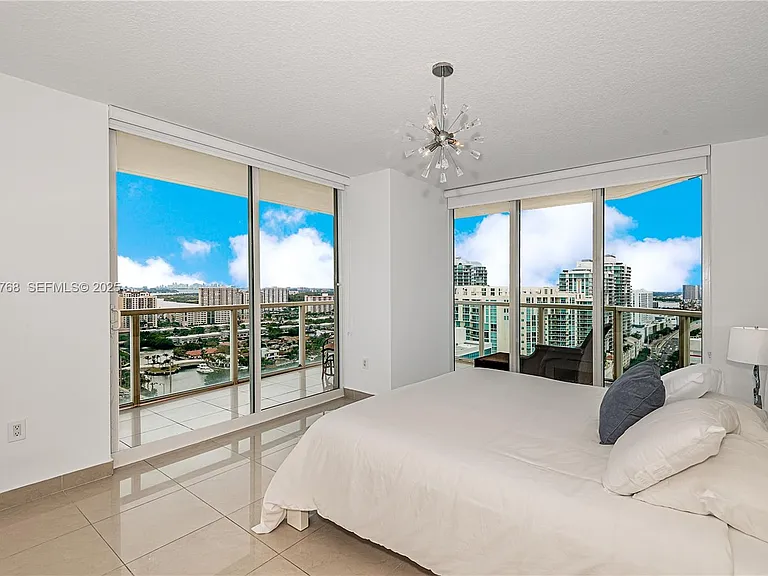16699 Collins Ave #2408 — Photo 4