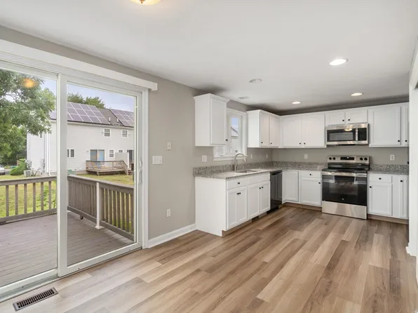 47-49 Fuller Ave, Attleboro, MA 02703