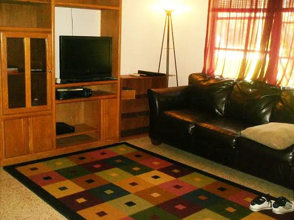 2 bed, 800 sqft, $995 — Photo 3