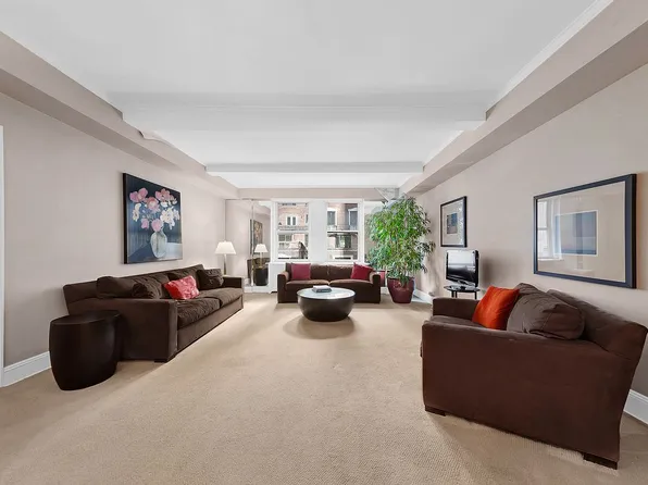 111 E 56th St #1202, New York, NY 10022