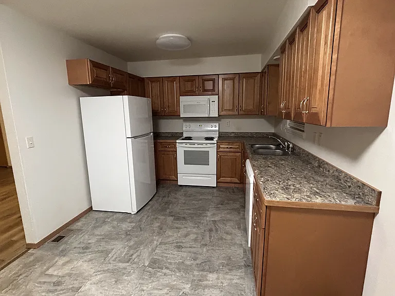 519 Cherry St — Photo 10