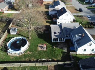 126 Durfee Rd, Tiverton, RI 02878