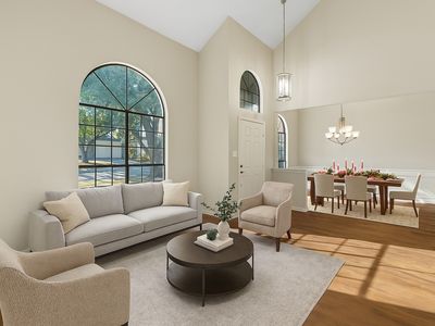 2116 S Winding Creek Dr, Grapevine, TX, 76051