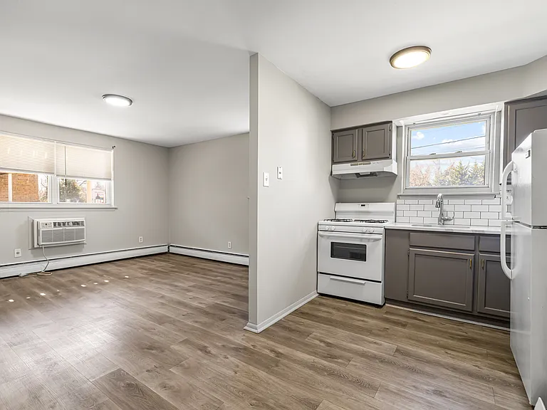 501-505 White Horse Pike N #10 — Photo 10