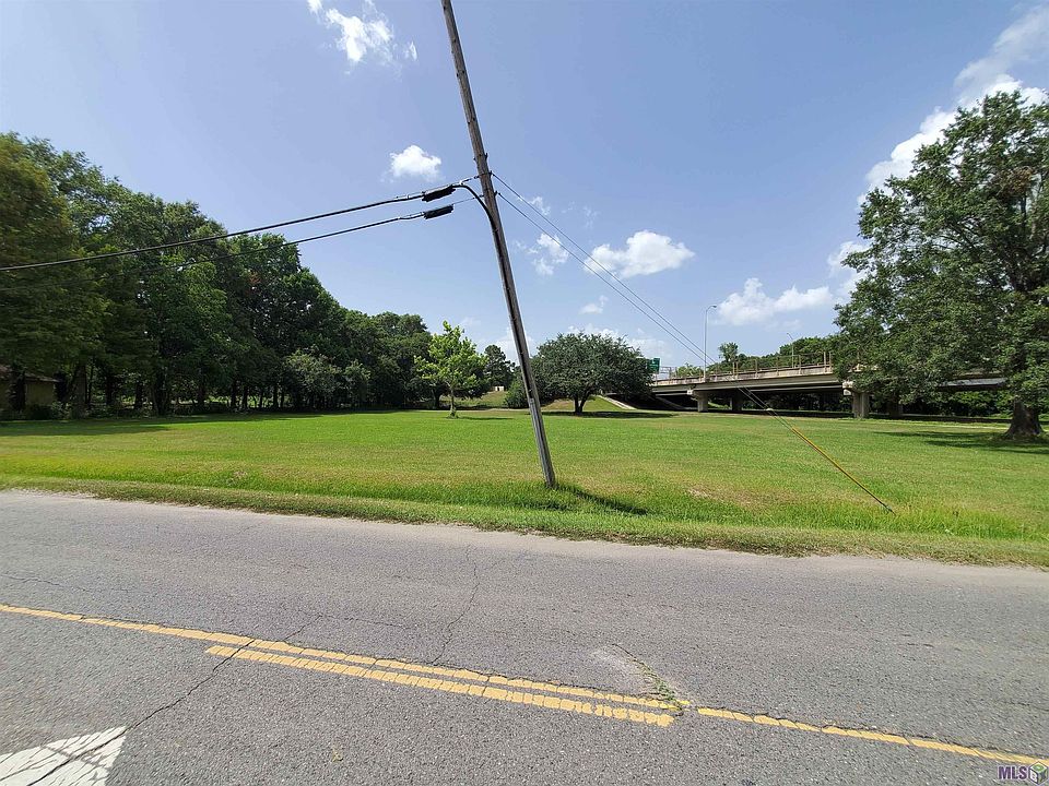 2nd image of Rosenwald Rd