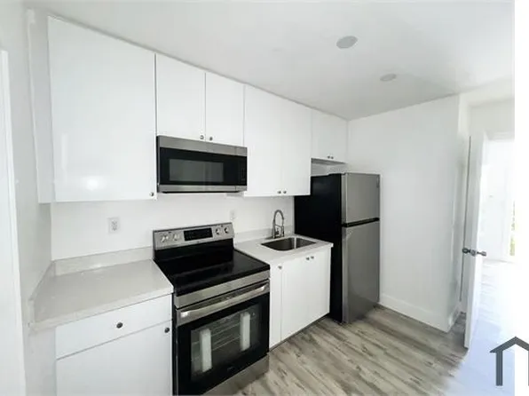 885 SW 29th Ave #2, Miami, FL 33135