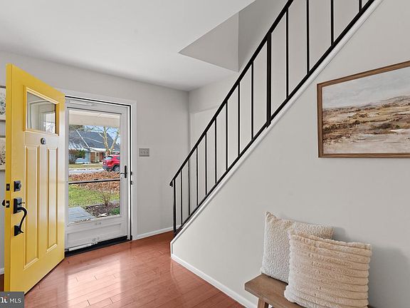 4th image of 13124 Pavilion Ln