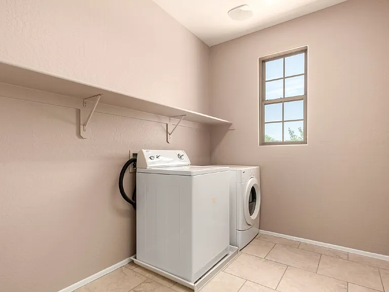 15204 W Westview Dr — Photo 32