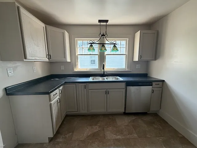 1253 Diamond Ave — Photo 11