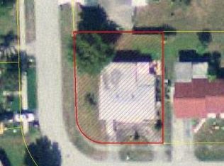 8231 SW 10th St, Pompano Beach, FL 33068