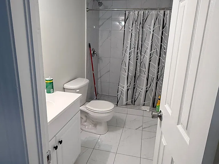 50 Thorntree Cres #BASEMENT — Photo 11