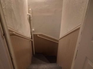 8 Chestnut Hill Ave #2, Cranston, RI 02920