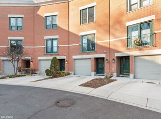 616 S Laflin St UNIT B, Chicago, IL 60607