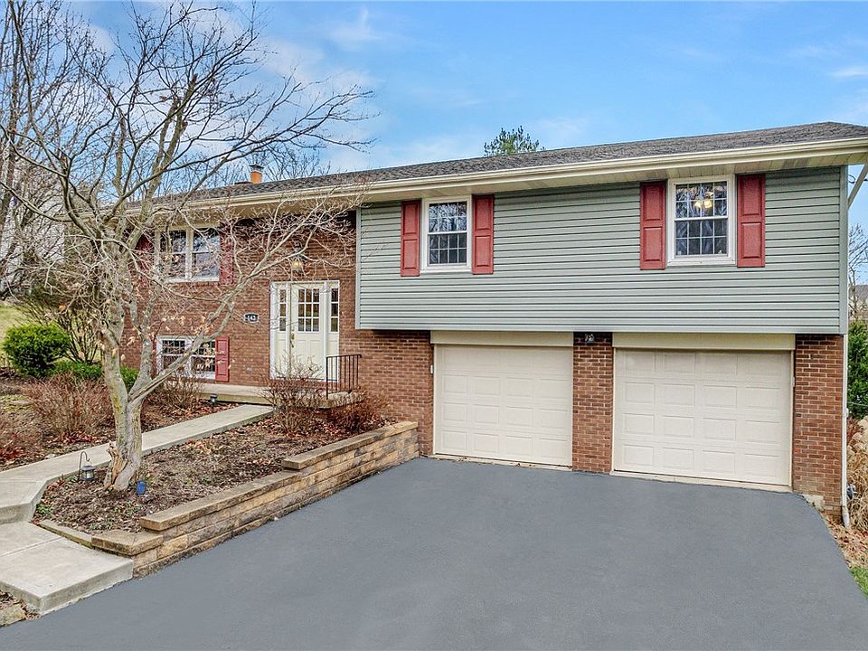 1st image of 162 Hermitage Cir