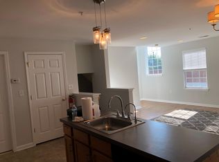 1056 Lamberton St, Trenton, NJ 08611