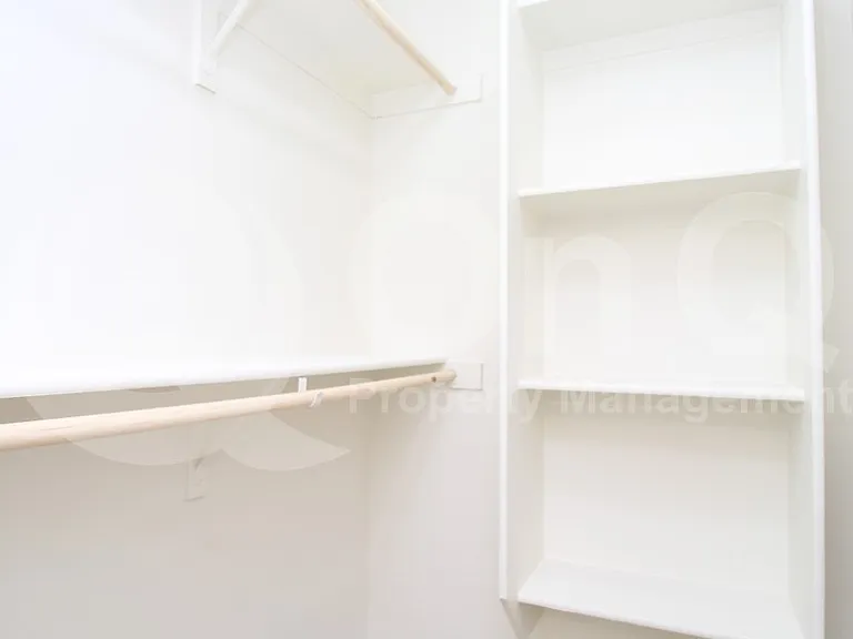 238 N Sycamore St — Photo 18
