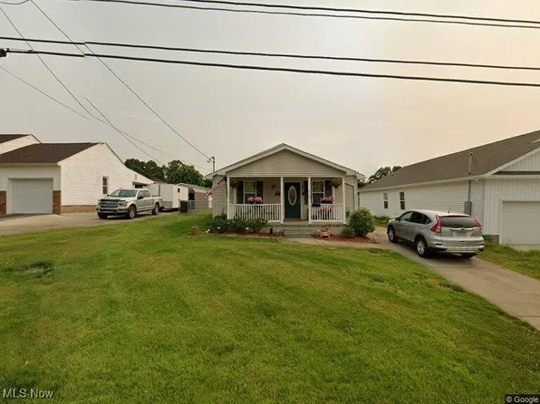 1510 28th St, Vienna, WV 26105