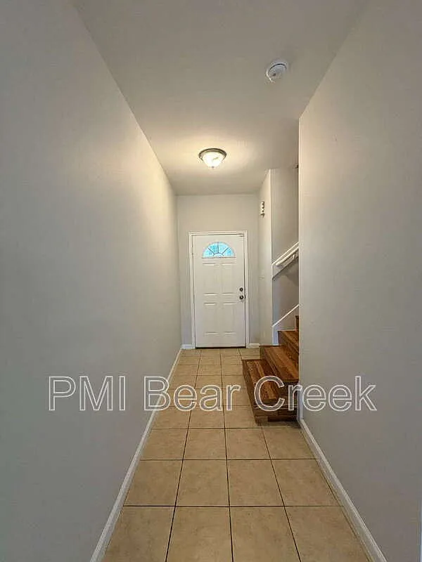 Building Photo - 6407 Waldron Dr #B