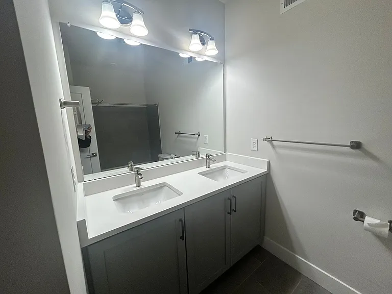 1105 Morton Aly — Photo 21