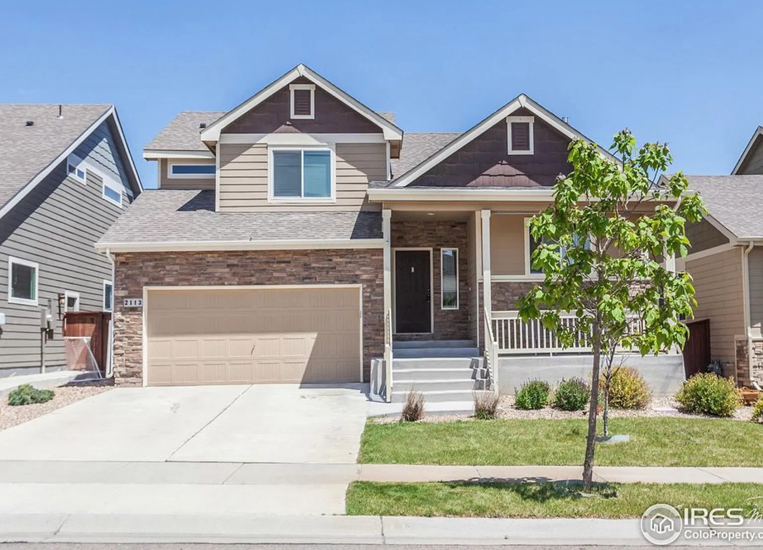 2113 Day Spring Dr — Photo 1
