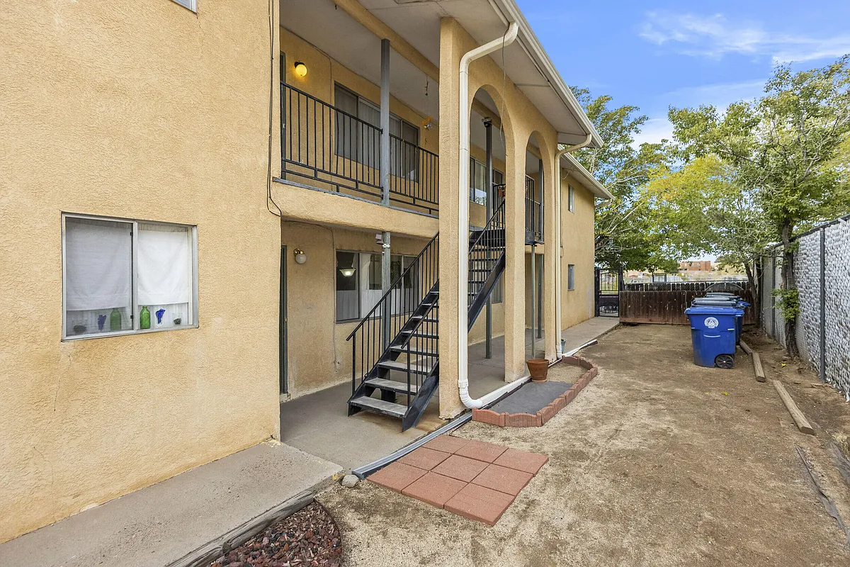 Building Photo - 12908 Constitution Ave NE #4