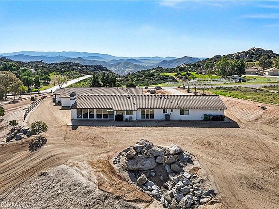 4th image of 31470 Sierra Verde Rd