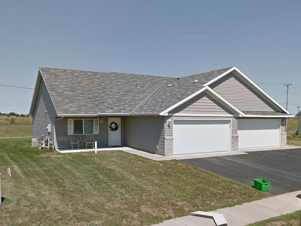 1st image of 2531 43rd Ave S