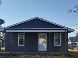 565 Cedar St, Springfield, NE 68059