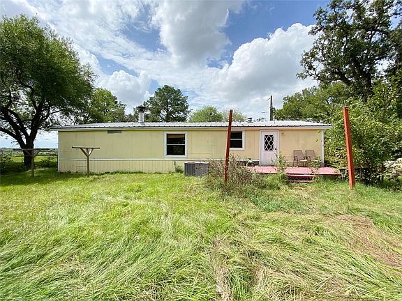 4th image of 1120 County Road 330