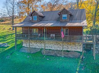 28 Edd Hackett Rd, Pleasant Shade, TN 37145