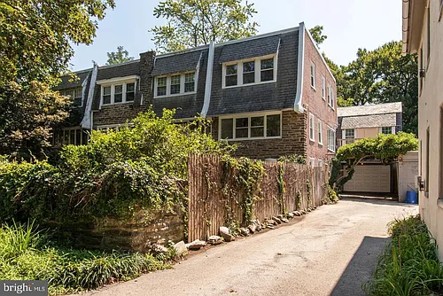 18 E Gorgas Ln Photo 1