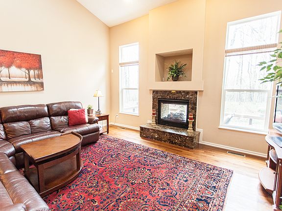 3rd image of 5634 Harrow Glen Ct