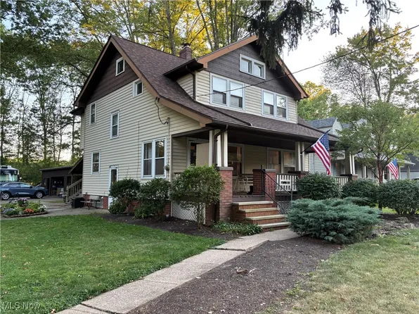 26685 Cranage Rd, Olmsted Falls, OH 44138