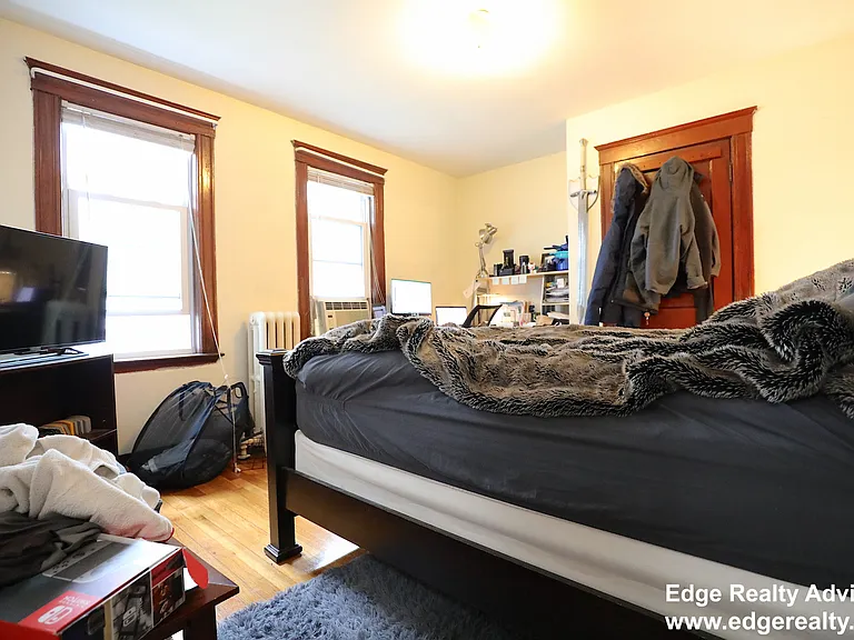 116 Nonantum St — Photo 8