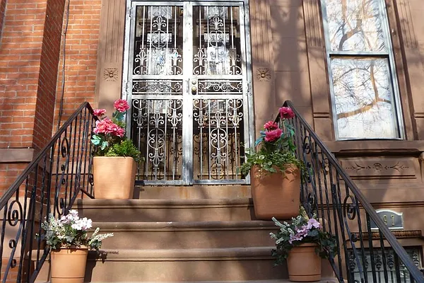 Rented by Corcoran | media 23