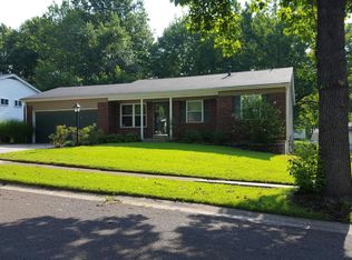 14436 Fox Chase Dr, Florissant, MO 63034