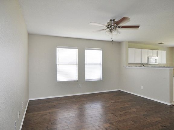 2nd image of 632 Rosario Ln