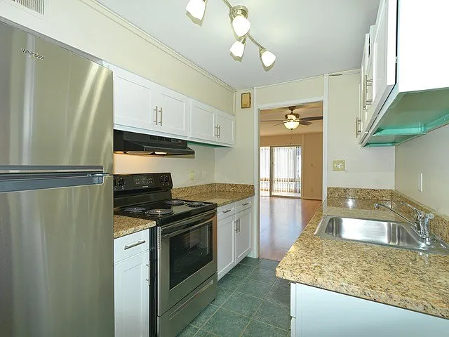 1040 Cherokee Rd #C3 — Photo 7