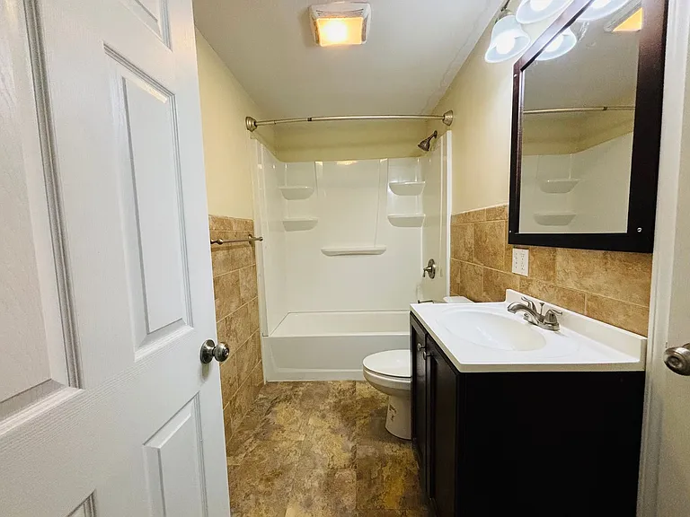 872AB - 613 Dehart St. M — Photo 9