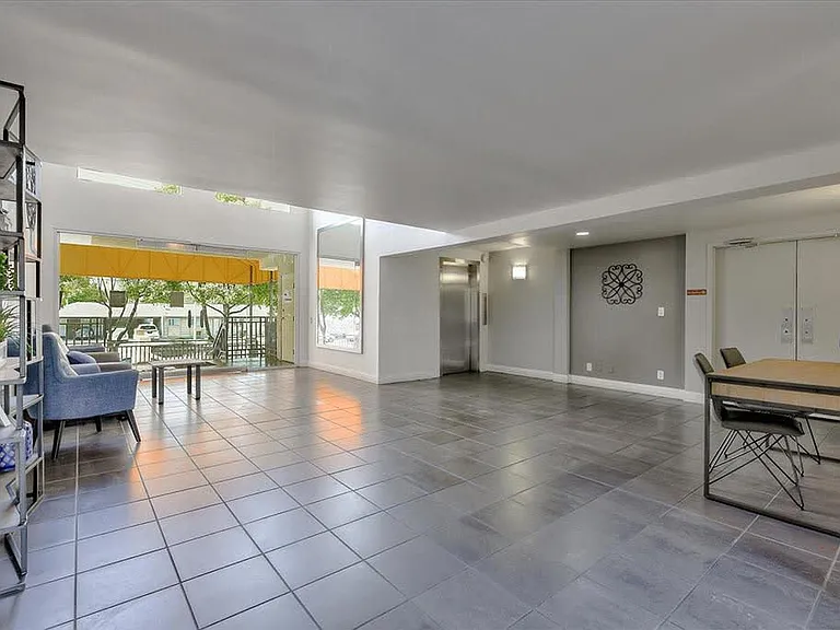 The Luxe Apartments — Photo 24
